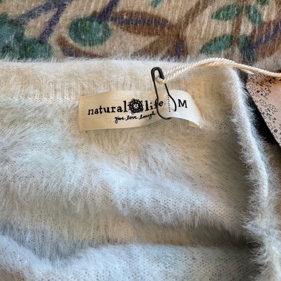 NATURAL LIFE NWT Cream Multicolored Floral Crewneck Sweater Boho Romantic Soft - Picture 5 of 11